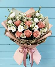 Букет цветов из:  Розы, Альстромерии и Лизиантусы в Крапивна