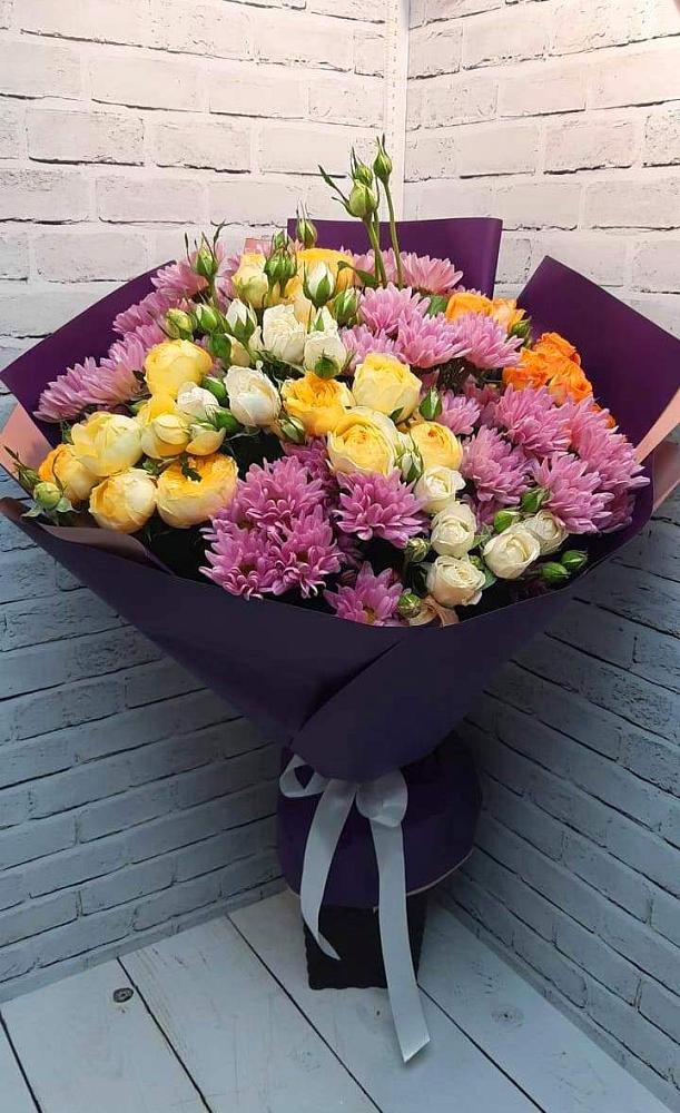 Букет цветов из: Хризантемы и Розы в Крапивна