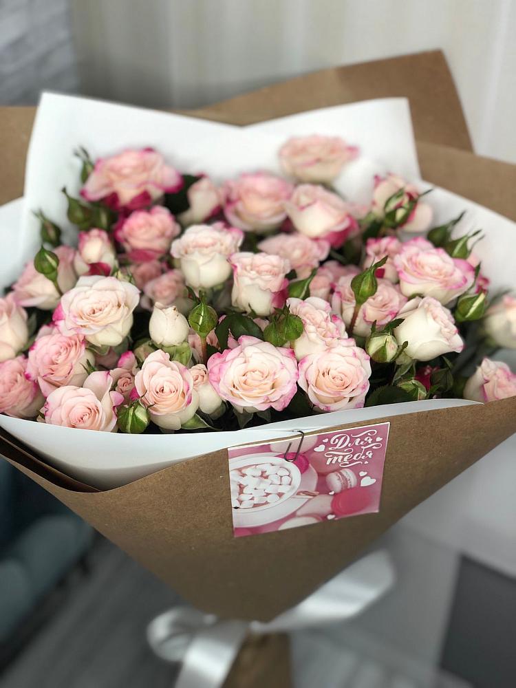 Букет цветов из: Розы в Крапивна