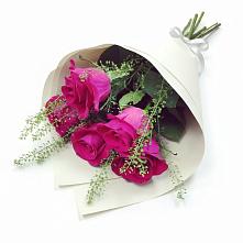 Букет цветов из:  Розы в Крапивна