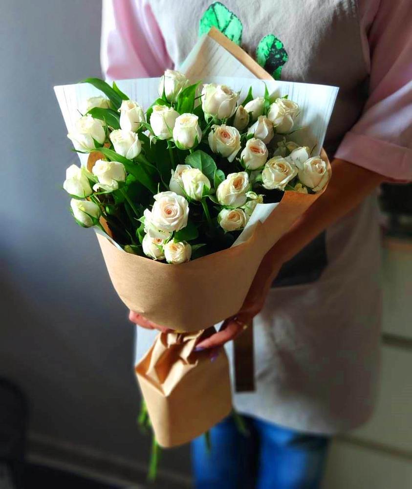 Букет цветов из: Розы в Крапивна