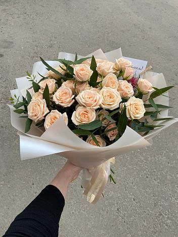 Букет Кремовые розы Латте в Крапивна