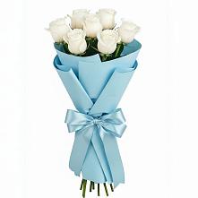 Букет 7 белых роз Проуд в Крапивна