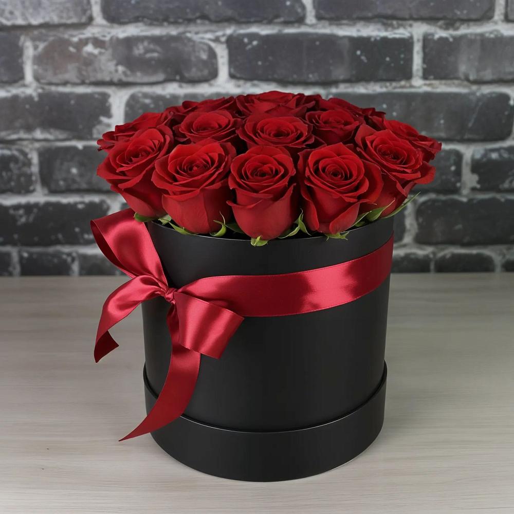 Цветочная композиция из Розы в шляпной коробке в Крапивна